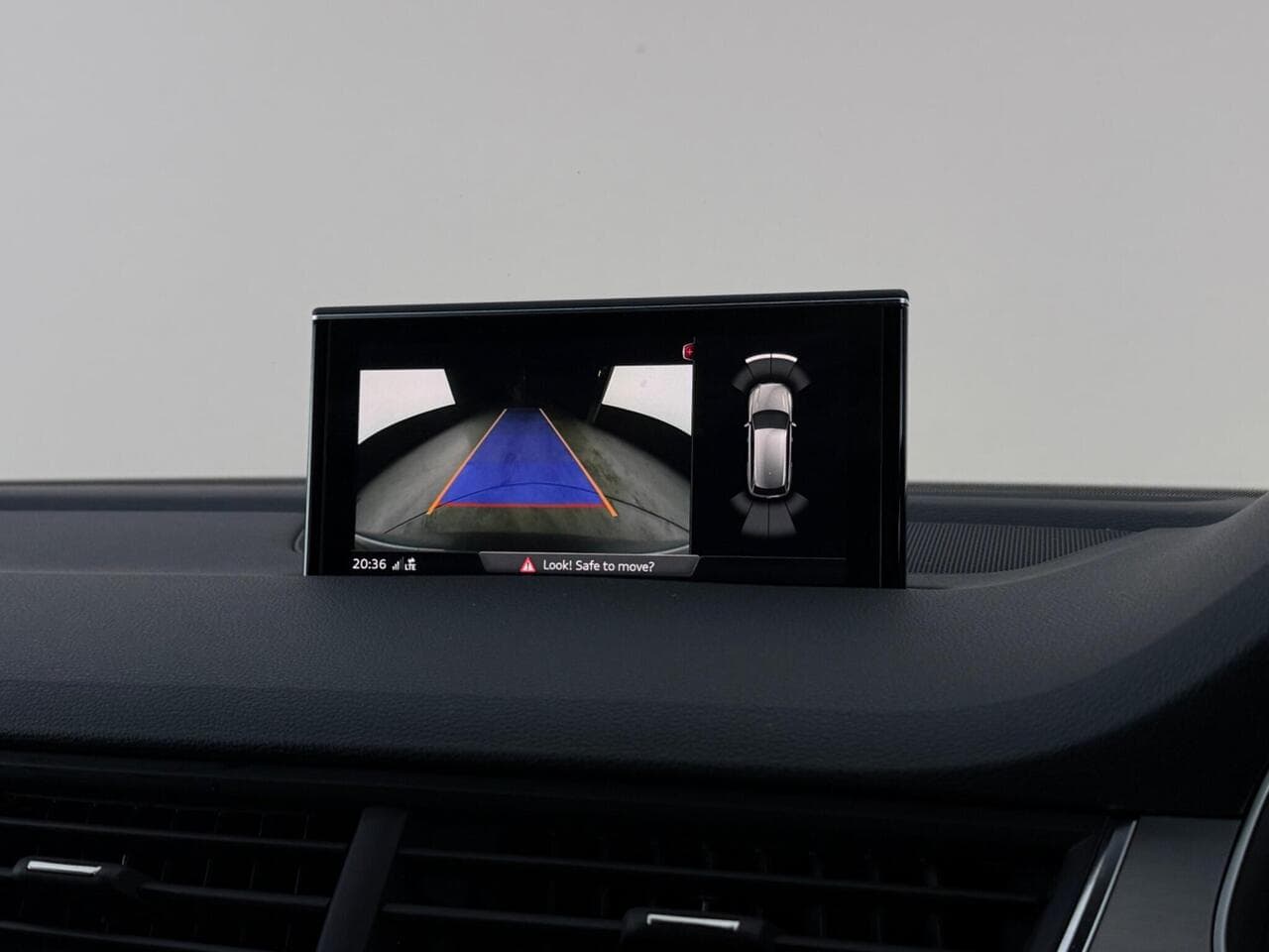 Audi Q7 thumbnail Infotainment System