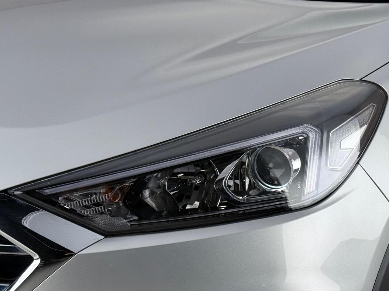 Hyundai TUCSON thumbnail Lights Front