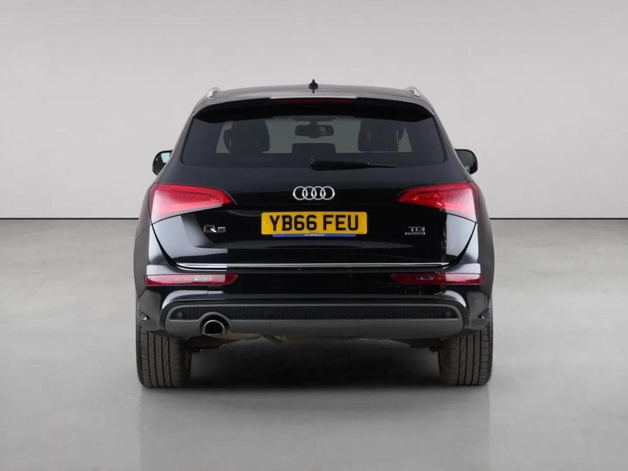 Audi Q5 thumbnail Rear