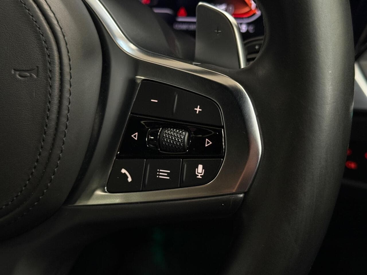 BMW 3 Series thumbnail Misc Controls