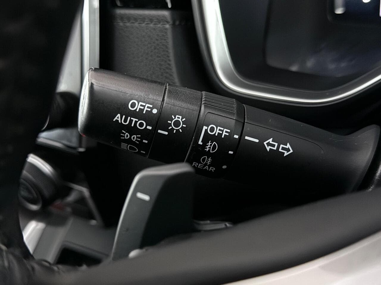 Honda CR-V thumbnail Misc Controls