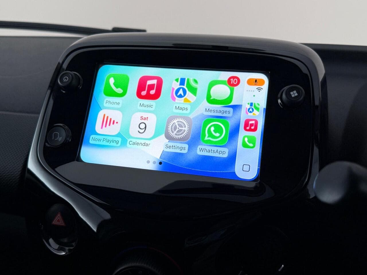 Citroen C1 thumbnail Infotainment System