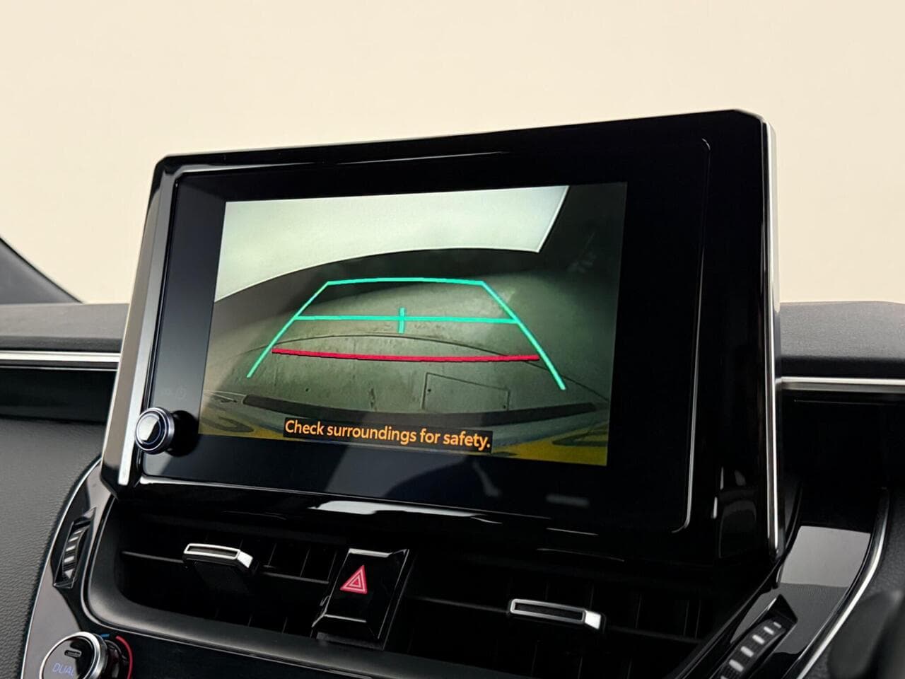 Toyota Corolla thumbnail Infotainment System