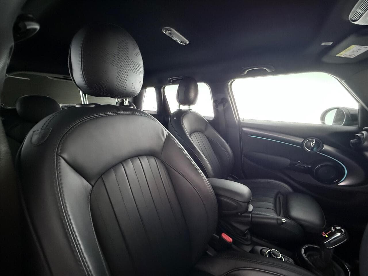MINI Hatch thumbnail Seat Driver
