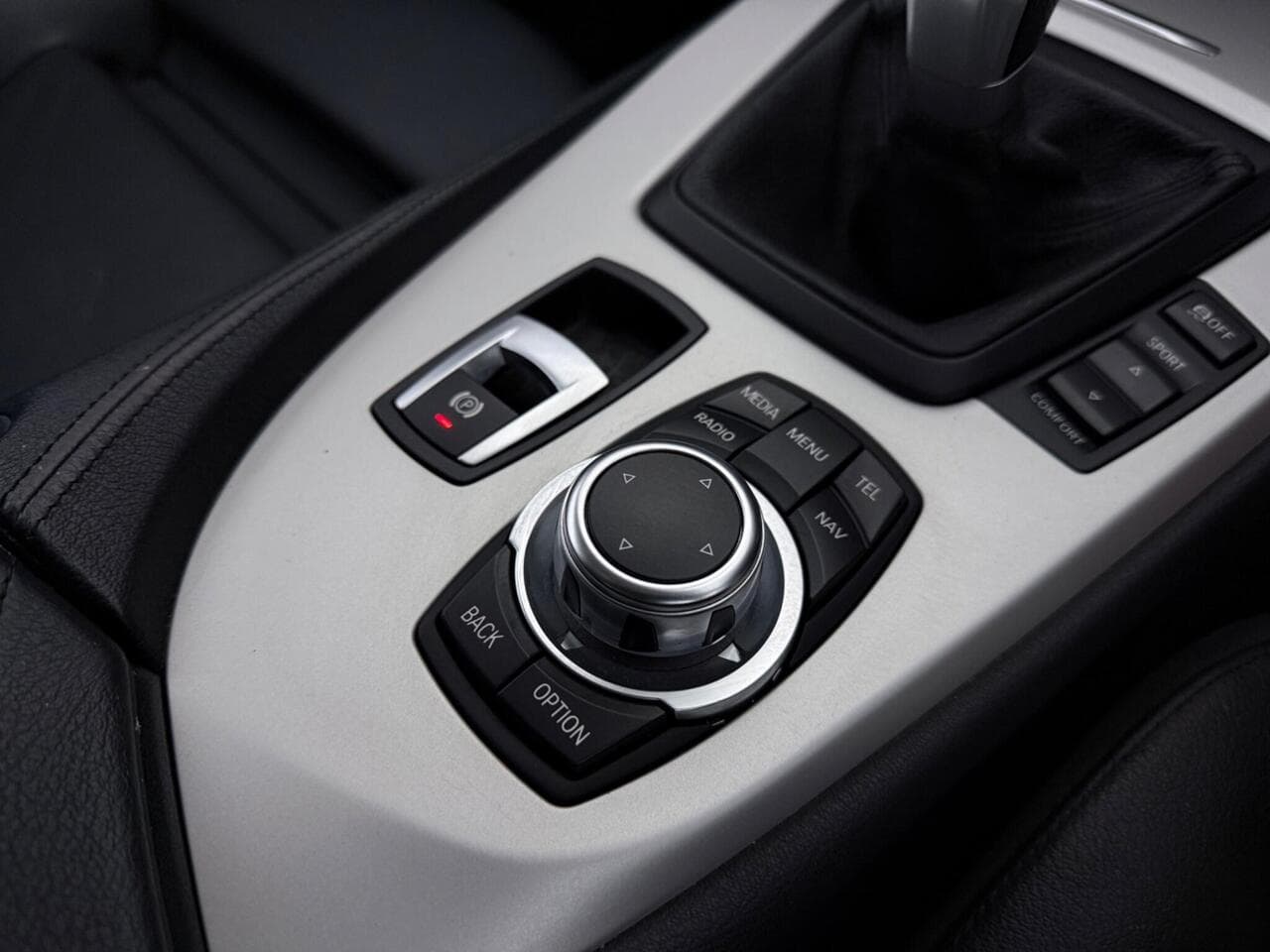 BMW Z4 thumbnail Misc Controls