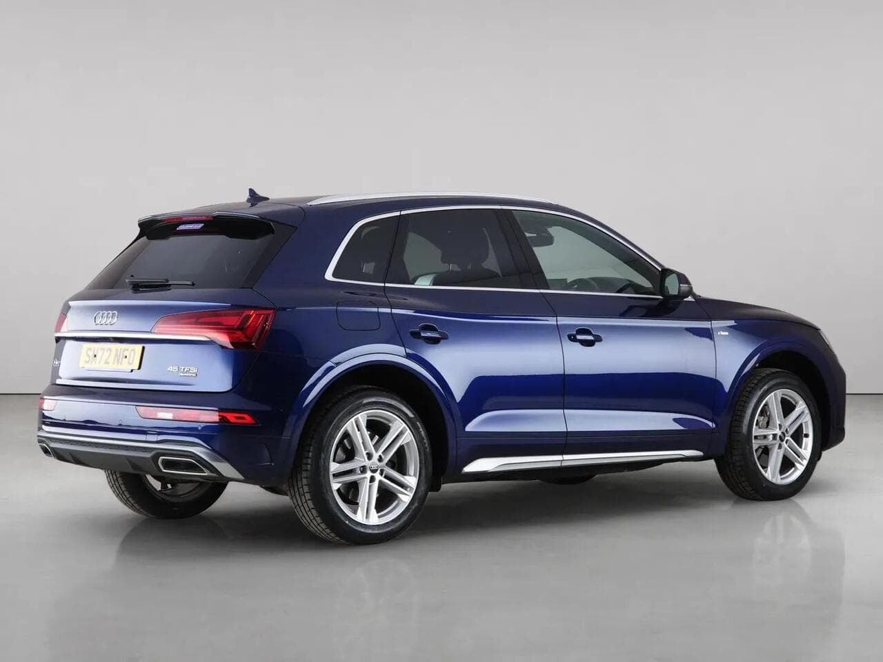 Audi Q5 thumbnail Rear Right