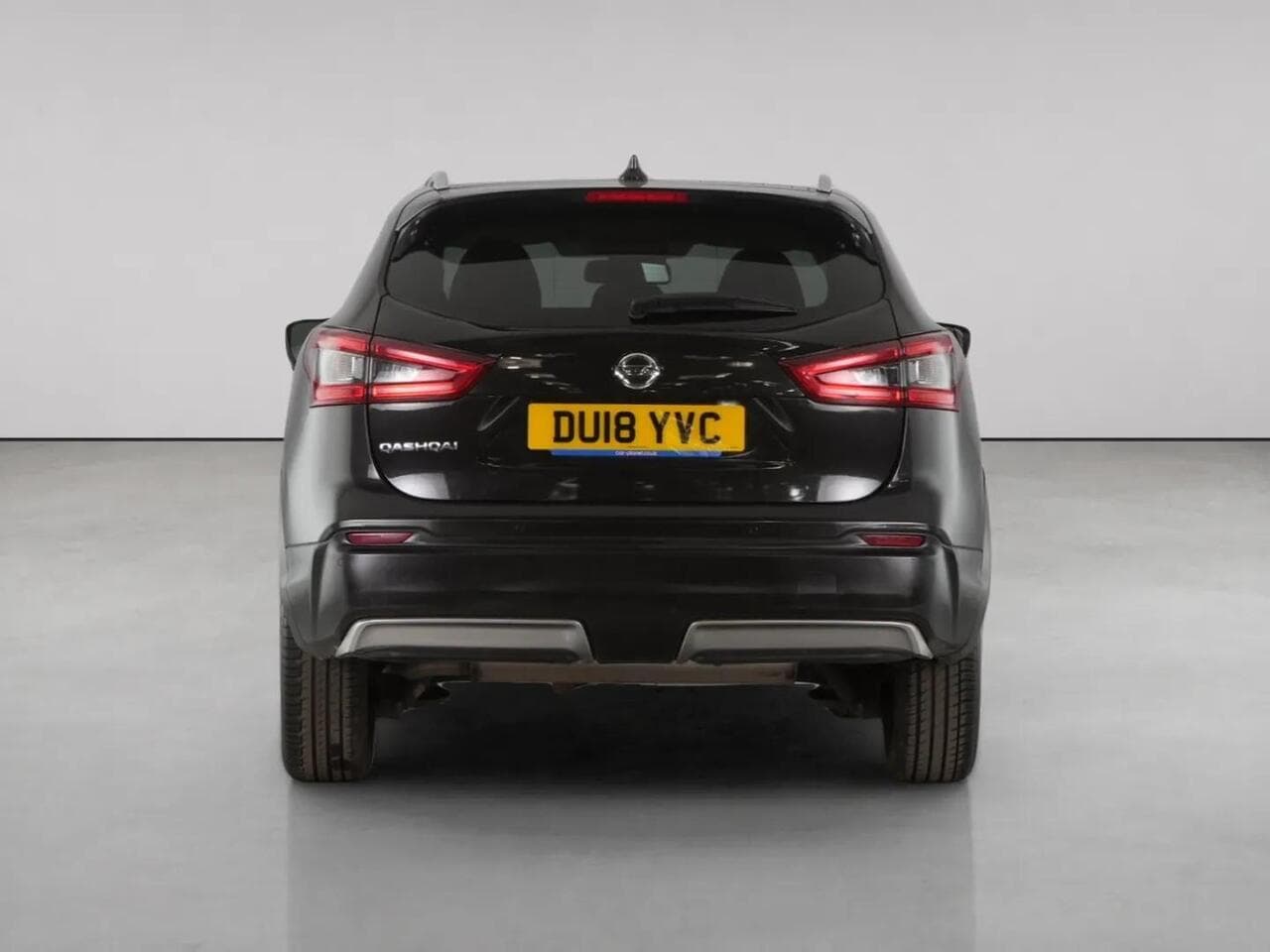 Nissan Qashqai thumbnail Rear