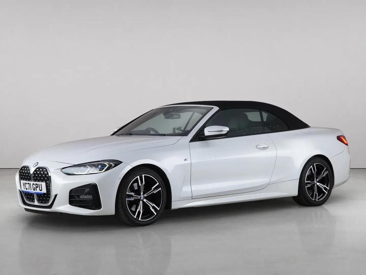 BMW 4 Series thumbnail Front Left