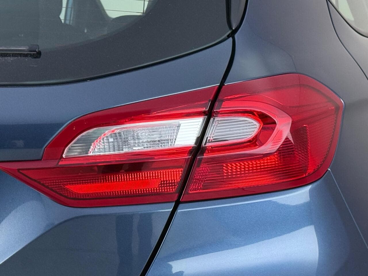 Ford Fiesta thumbnail Lights Rear