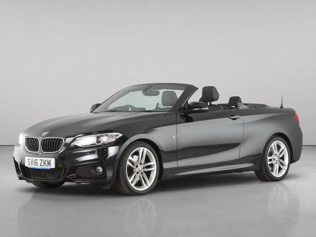 BMW 2 Series thumbnail Front Left