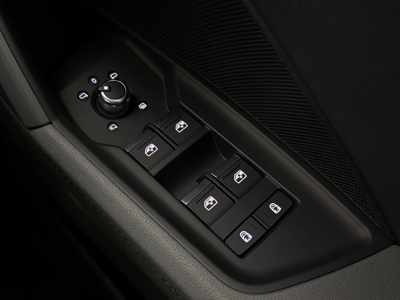 Audi A3 thumbnail Misc Controls