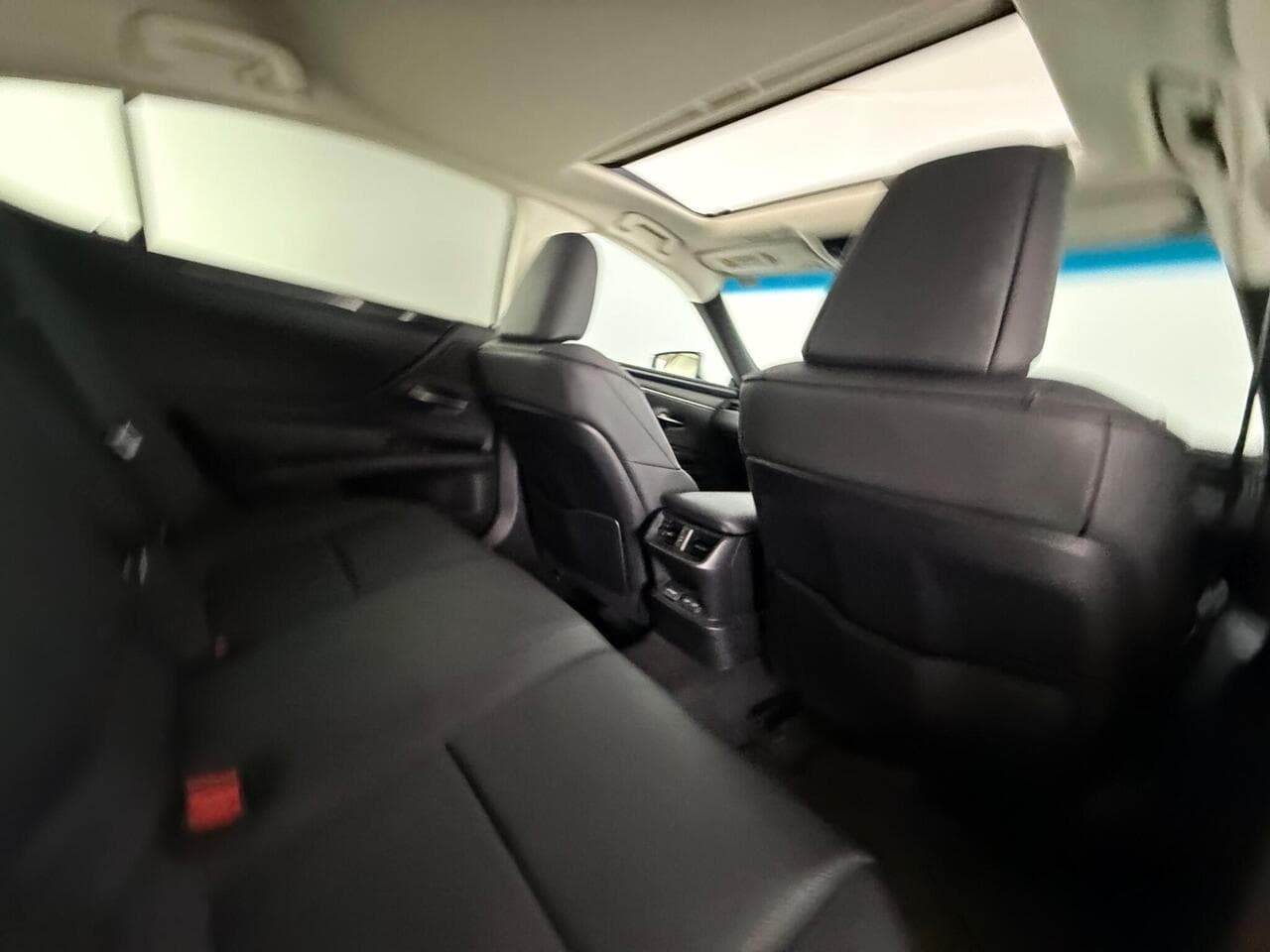 Lexus ES thumbnail Seats Rear