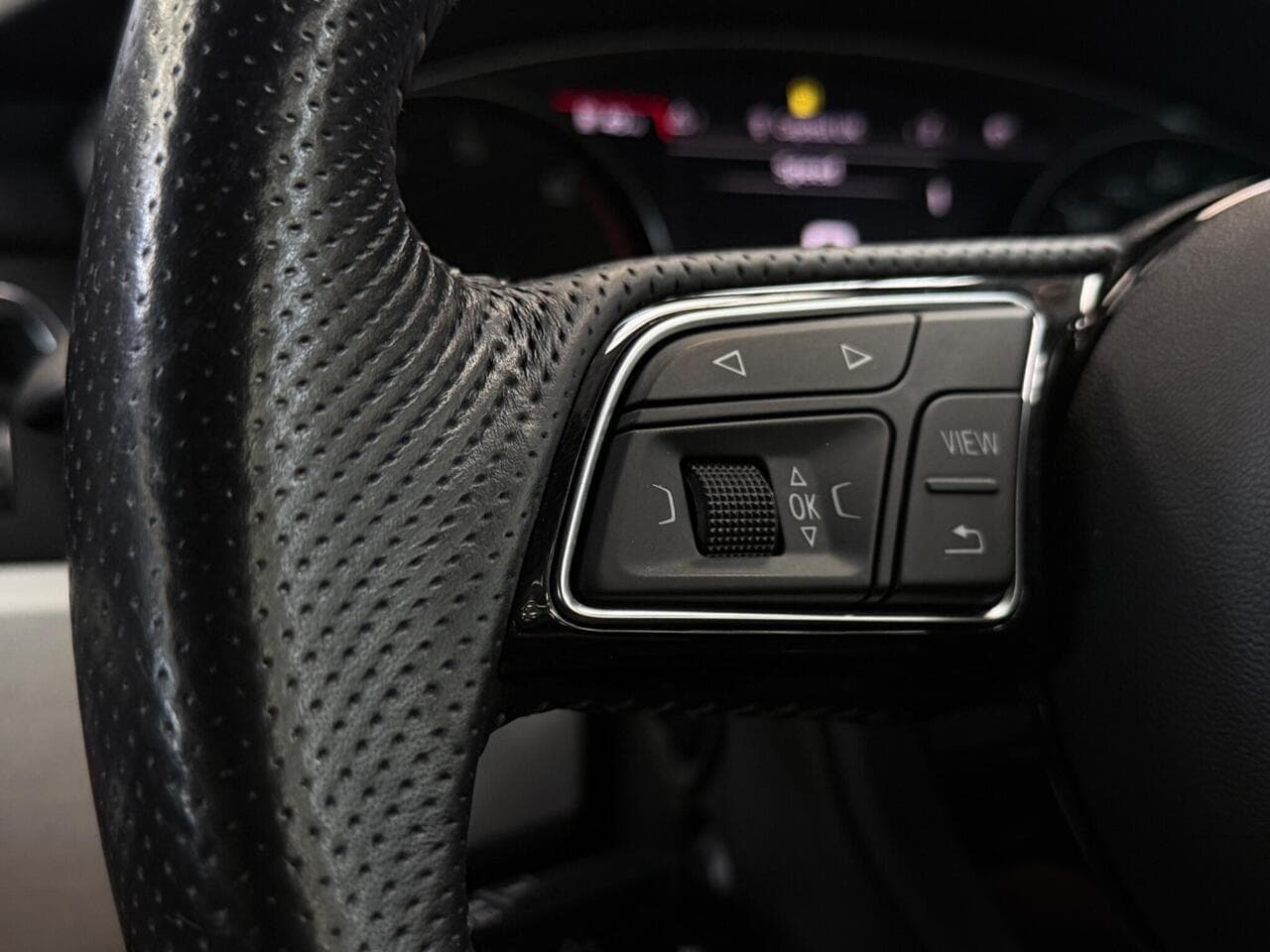 Audi A4 Avant thumbnail Misc Controls