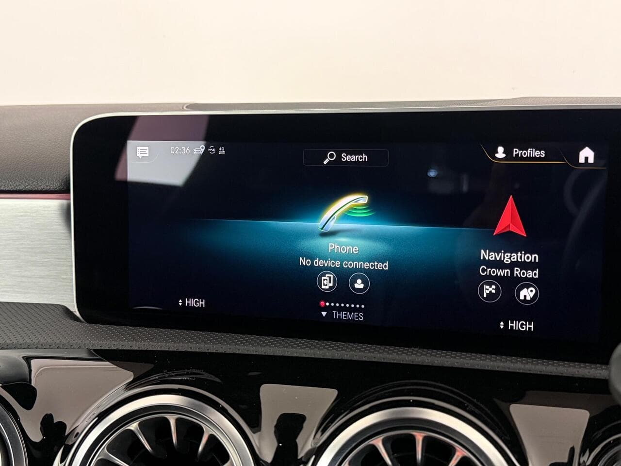 Mercedes-Benz A Class thumbnail Infotainment System