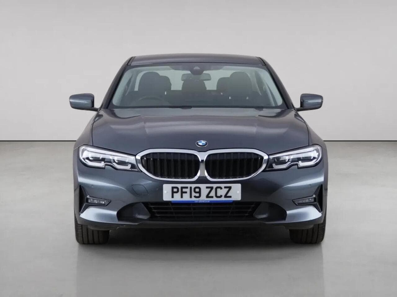 BMW 3 Series thumbnail Front