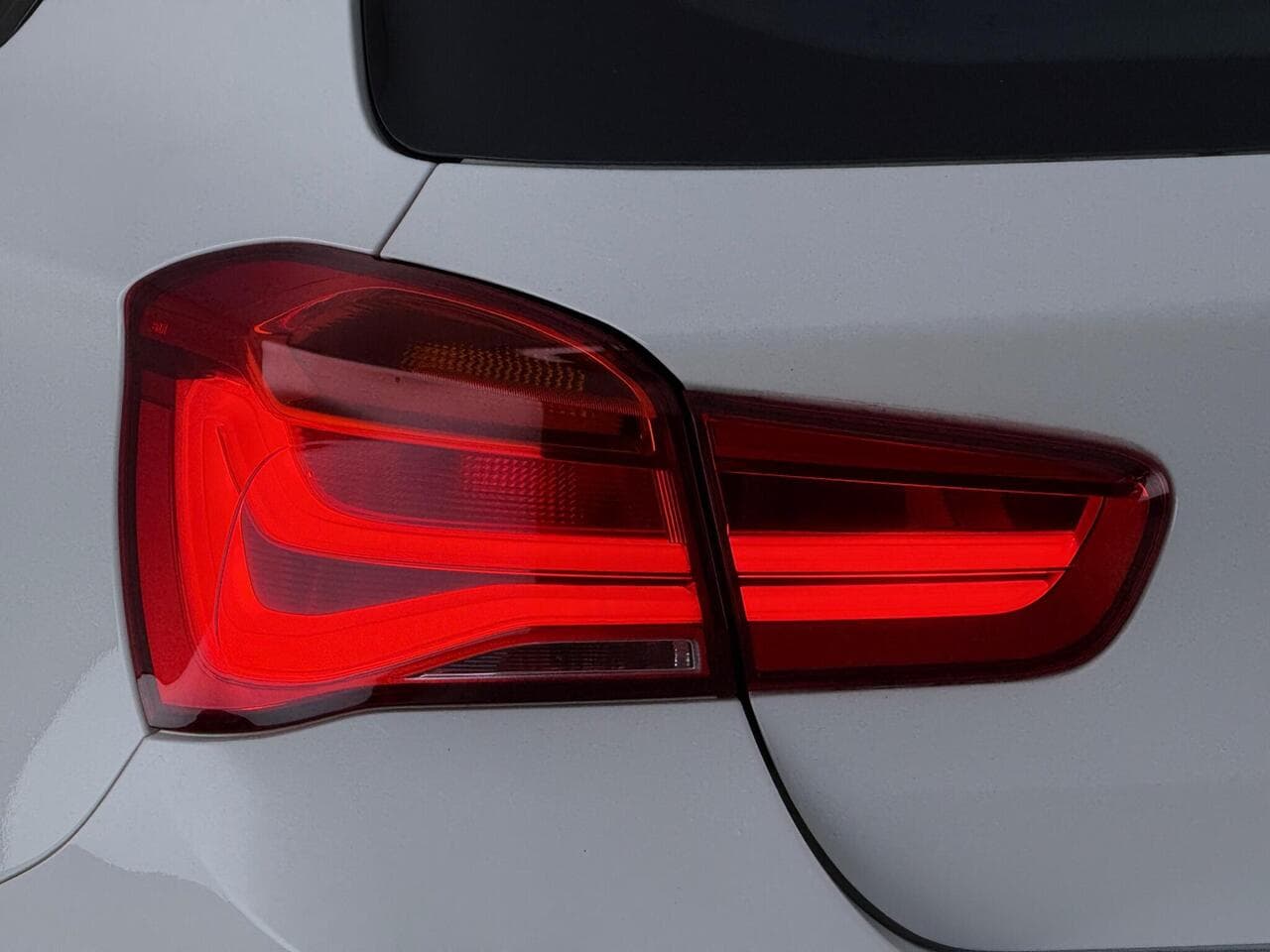 BMW 1 Series thumbnail Lights Rear
