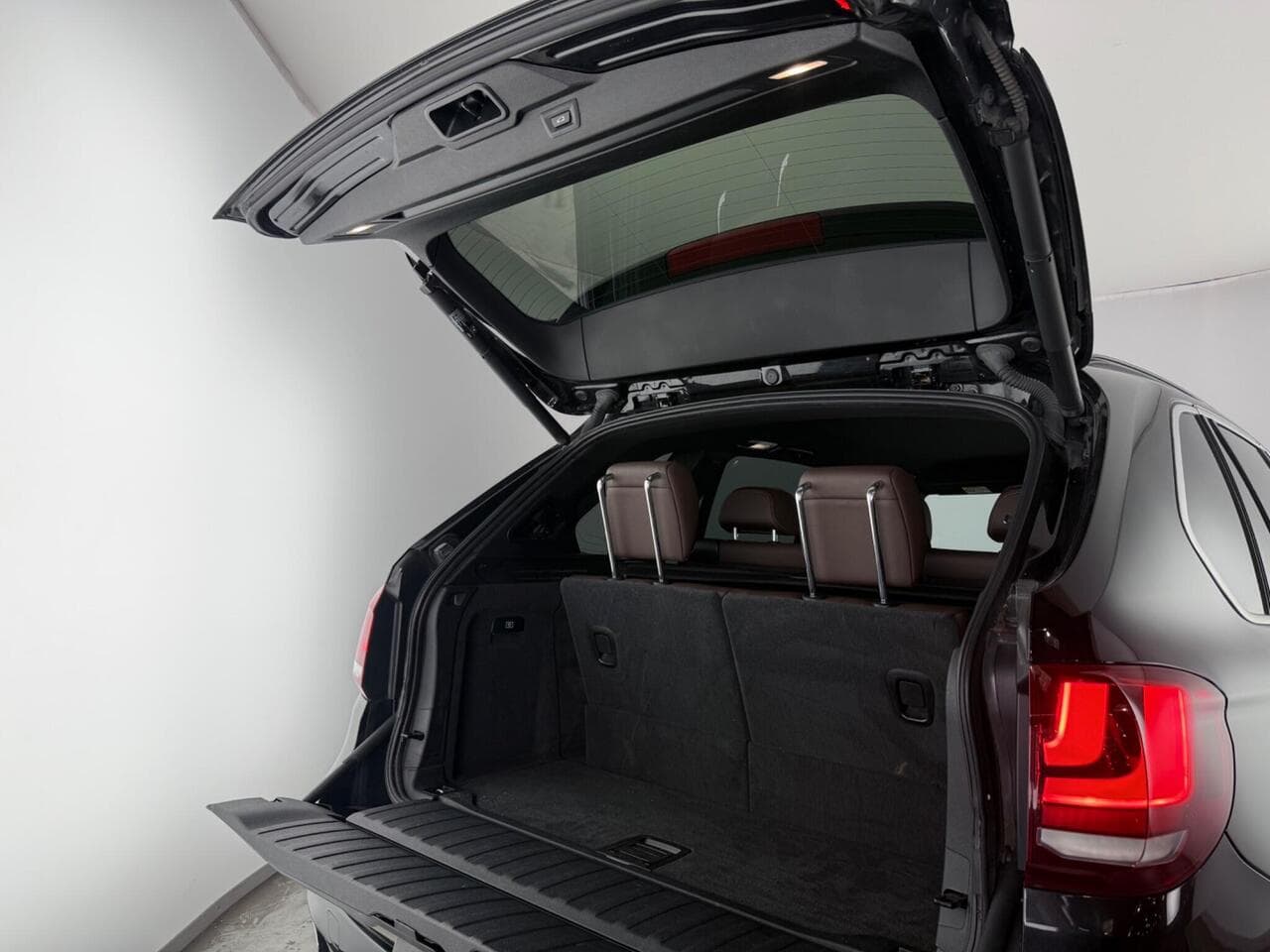 BMW X5 thumbnail Inconclusive