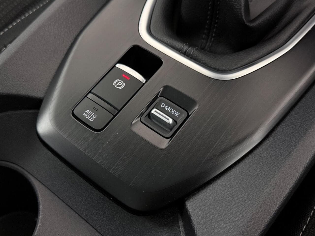 Nissan Qashqai thumbnail Misc Controls