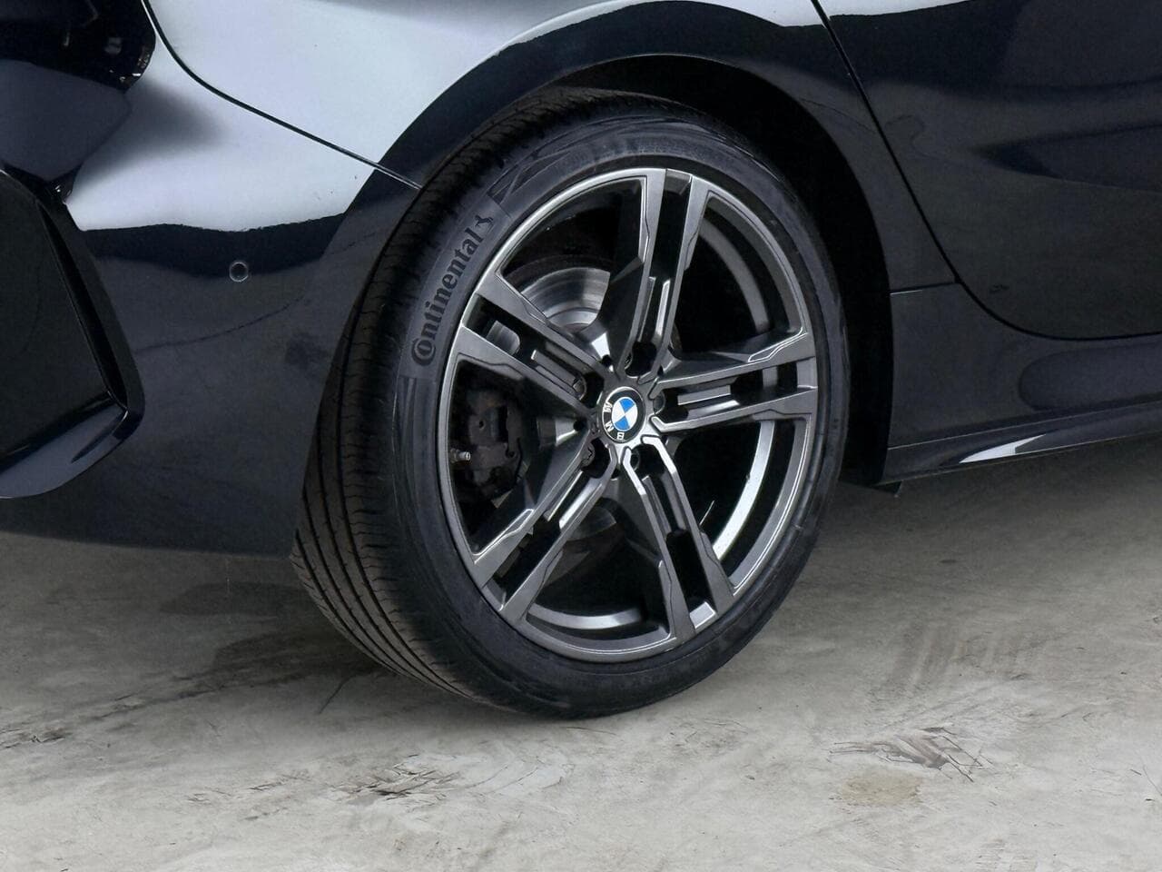 BMW 1 Series thumbnail Wheel