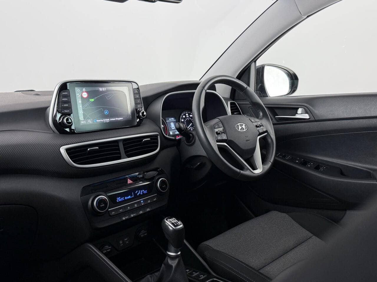Hyundai TUCSON thumbnail Interior Front