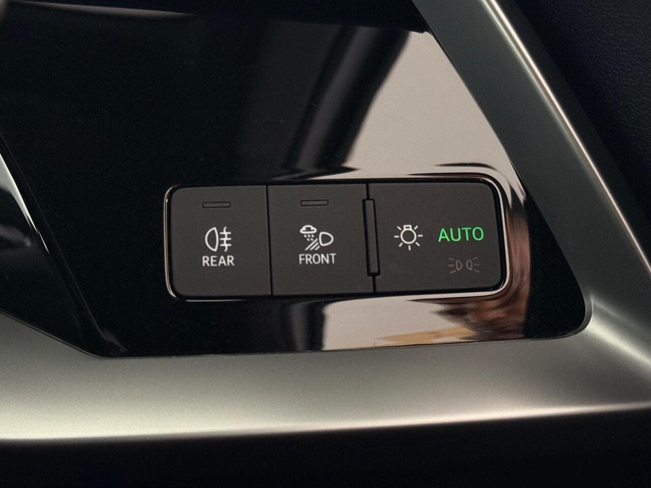 Audi A3 thumbnail Misc Controls
