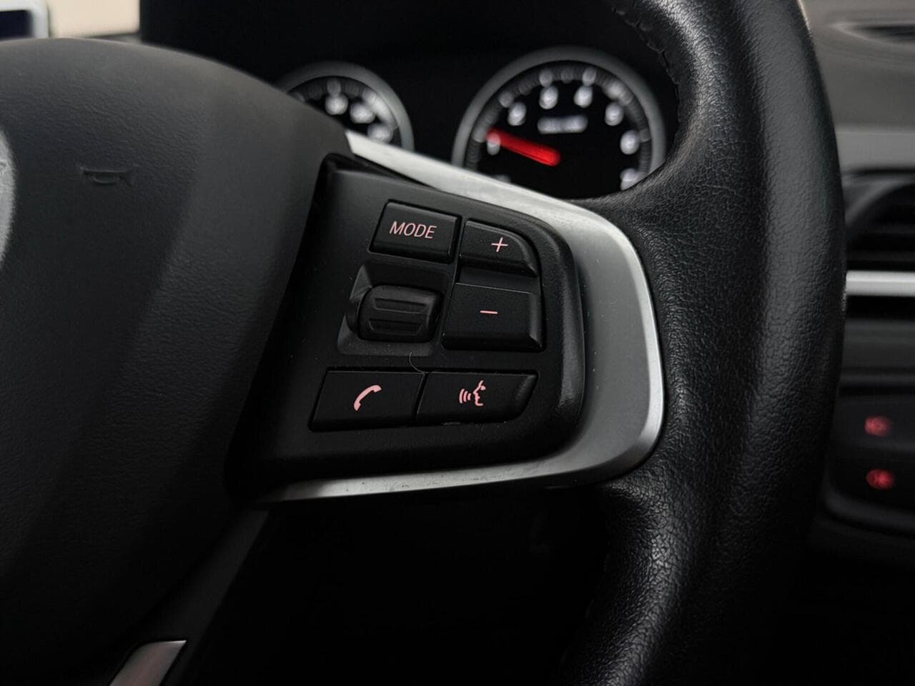 BMW X1 thumbnail Misc Controls