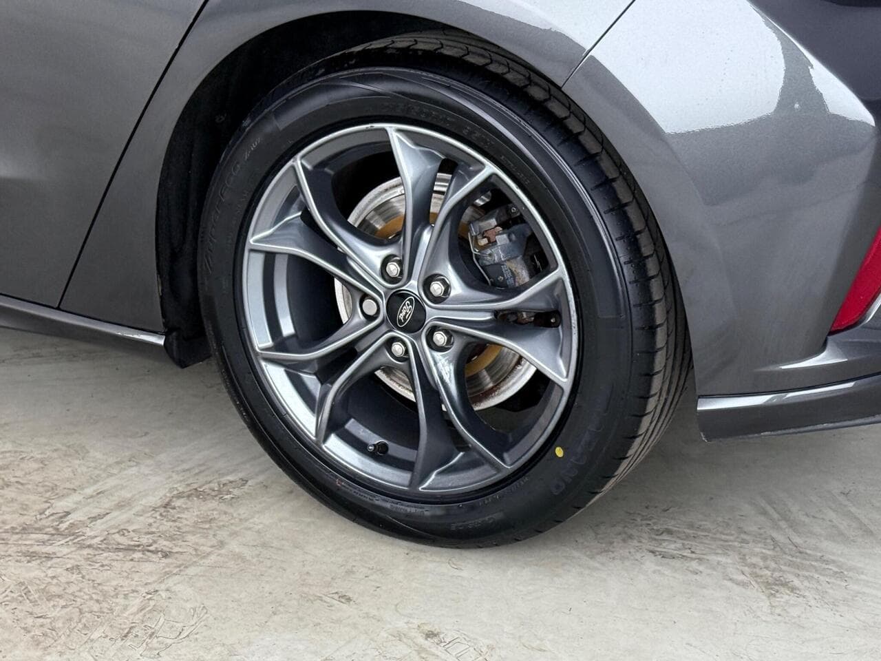 Ford Focus thumbnail Wheel