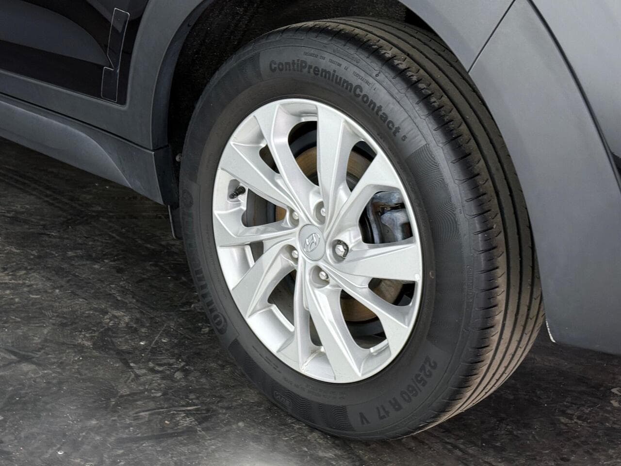Hyundai TUCSON thumbnail Wheel