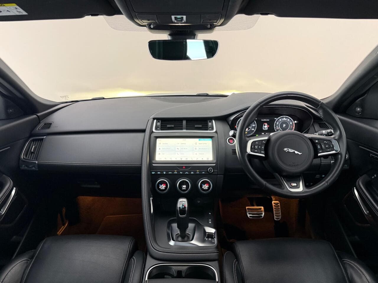 Jaguar E-PACE thumbnail Interior Front