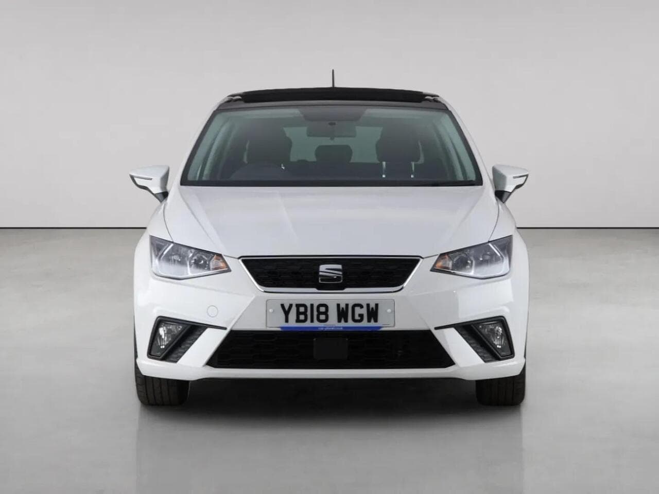 SEAT Ibiza thumbnail Front