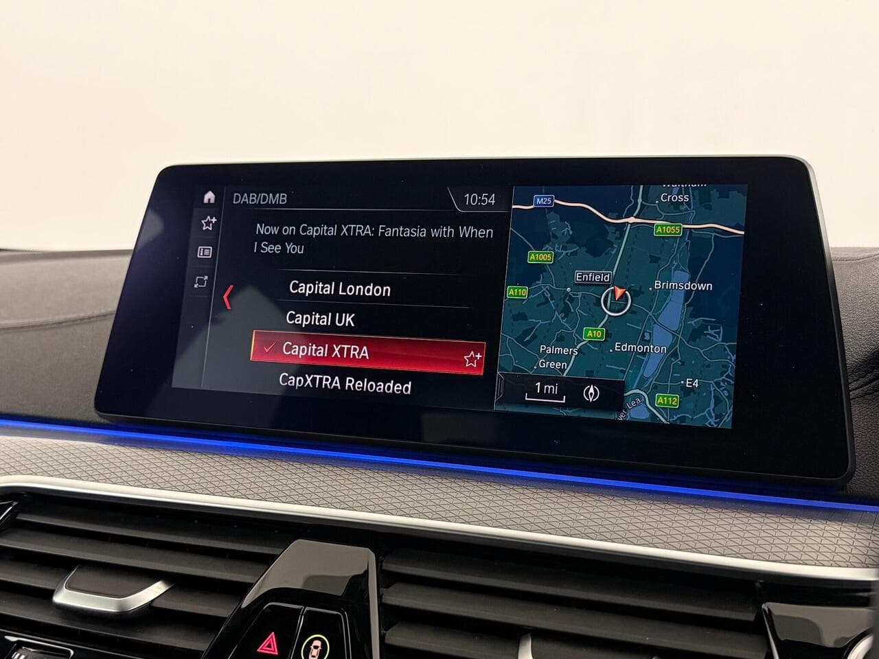 BMW 5 Series thumbnail Infotainment System
