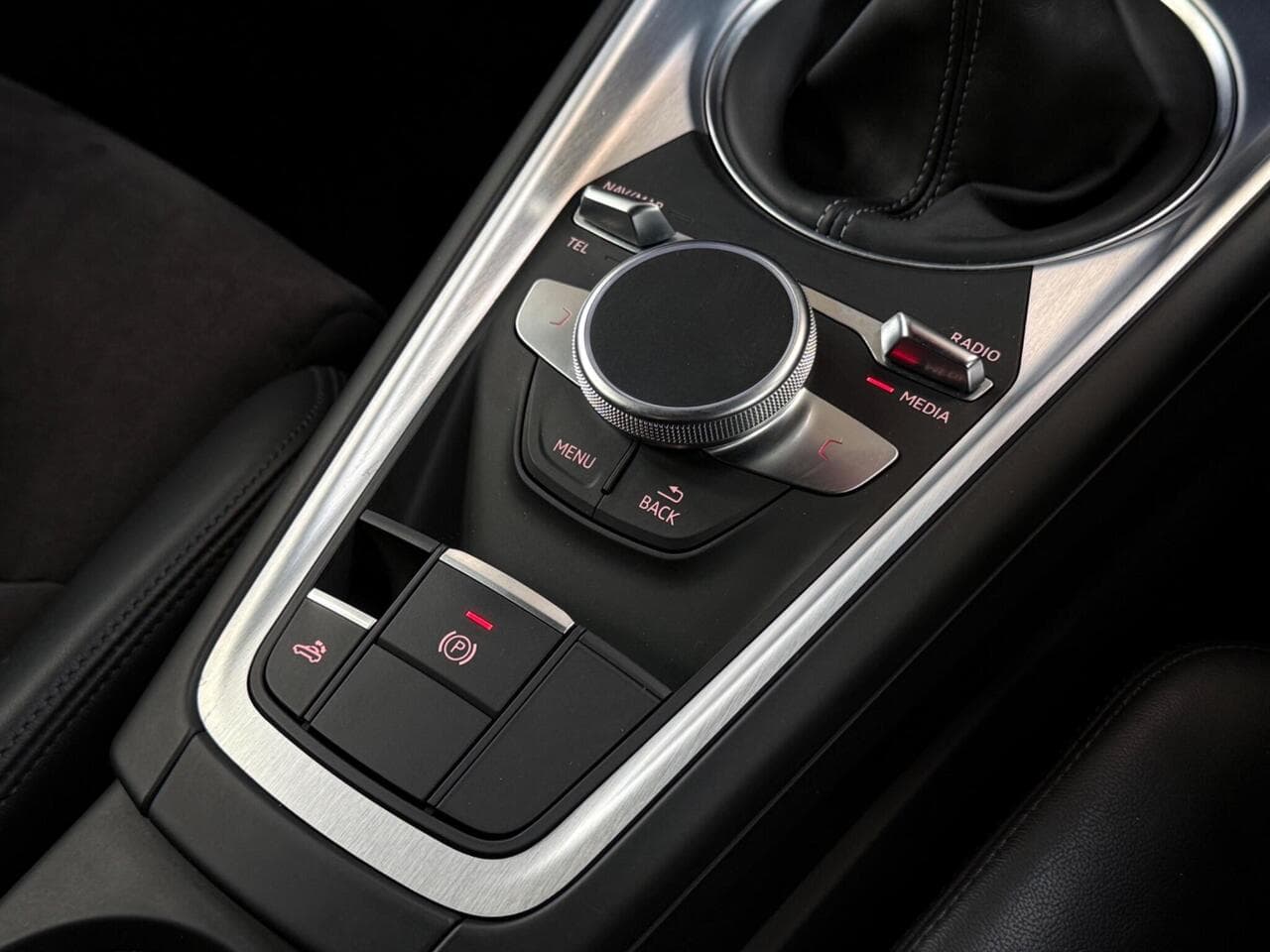 Audi TT thumbnail Misc Controls