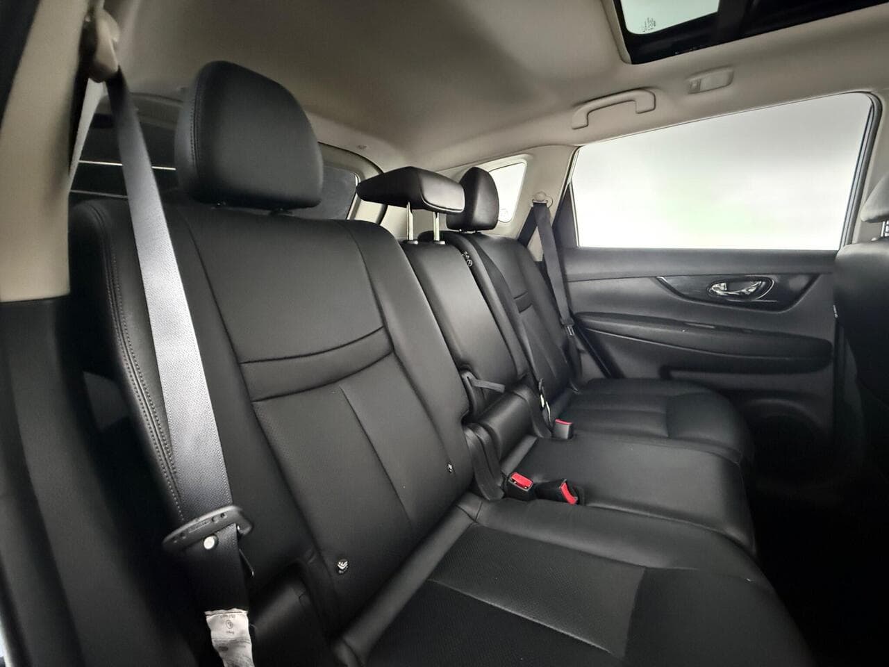 Nissan X-Trail thumbnail Seats Rear
