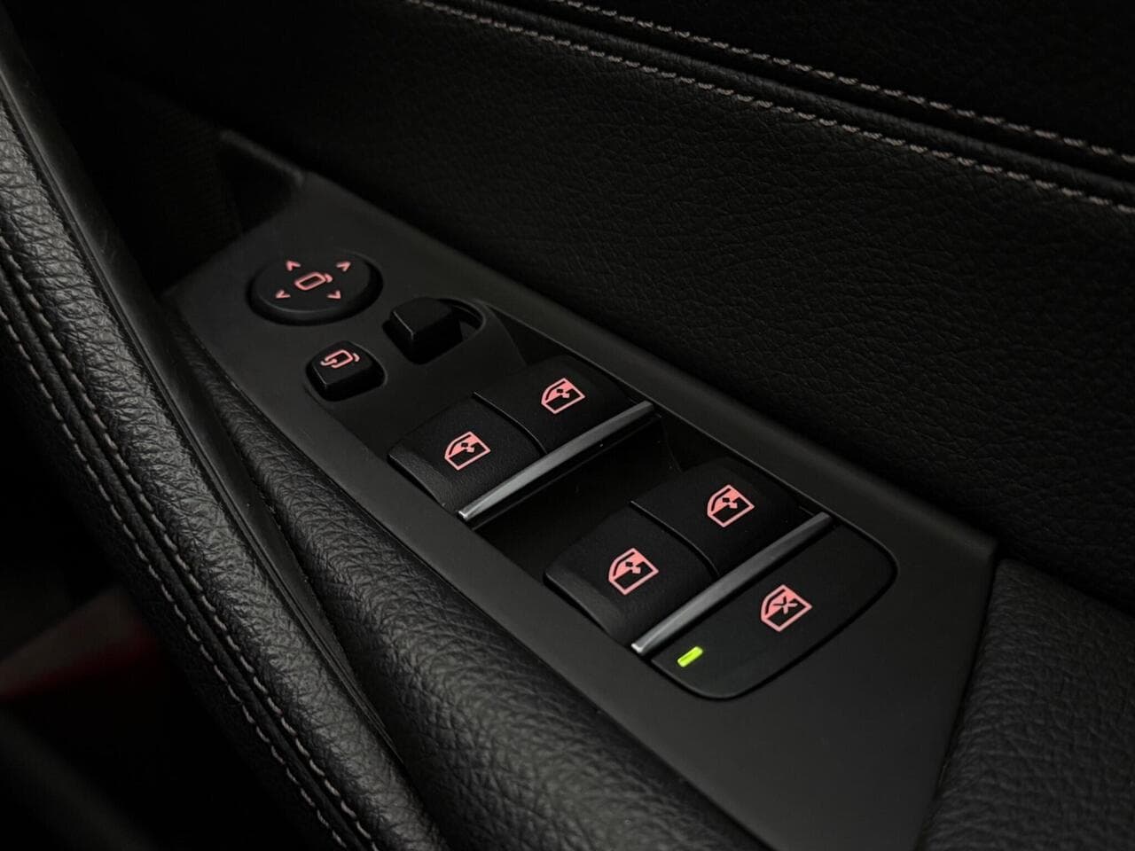 BMW 5 Series thumbnail Misc Controls