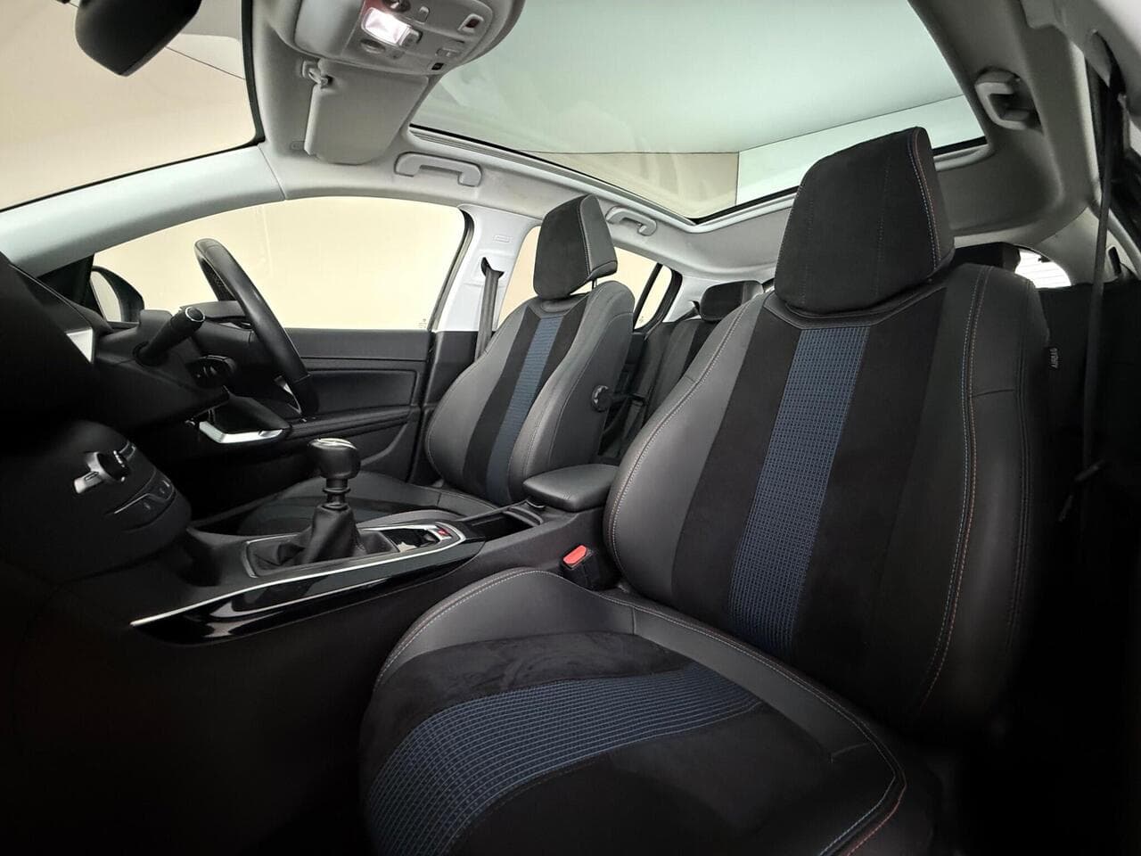 Peugeot 308 thumbnail Seat Front Passenger