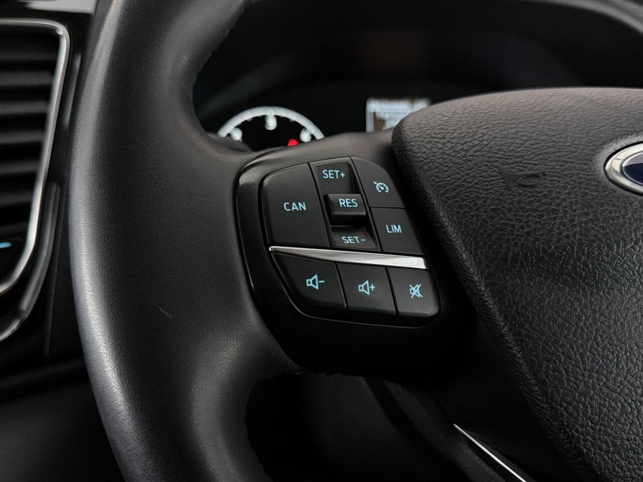Ford Transit Custom thumbnail Misc Controls