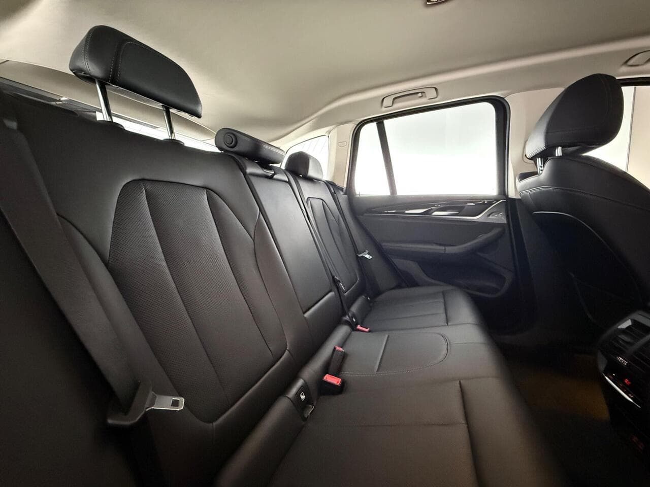 BMW X3 thumbnail Seats Rear