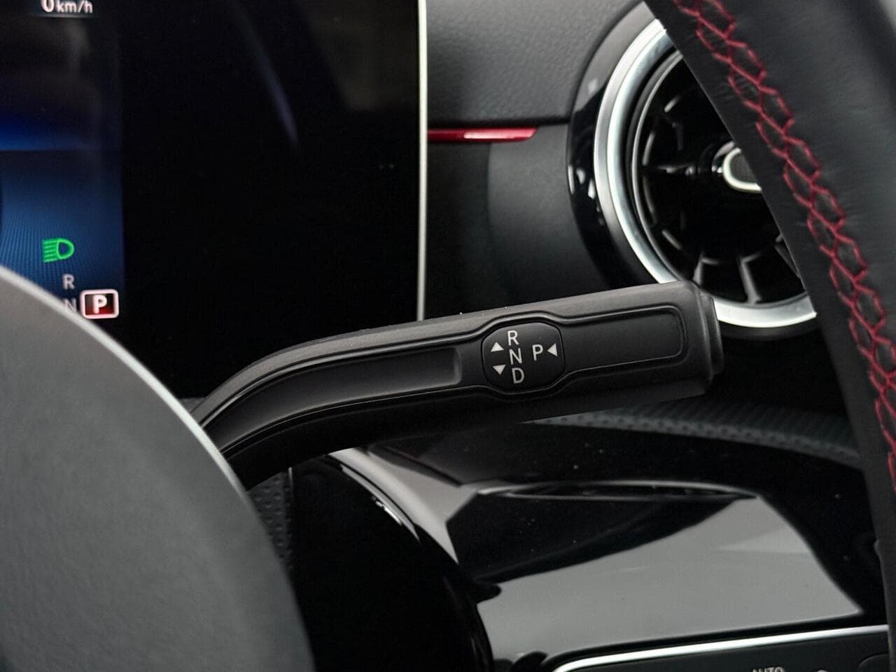 Mercedes-Benz A Class thumbnail Misc Controls