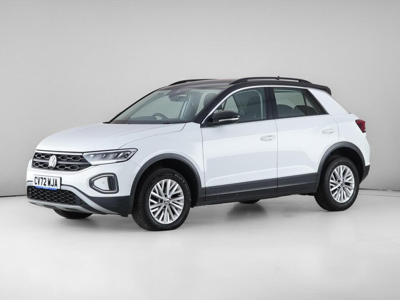 Volkswagen T-Roc thumbnail Front Left