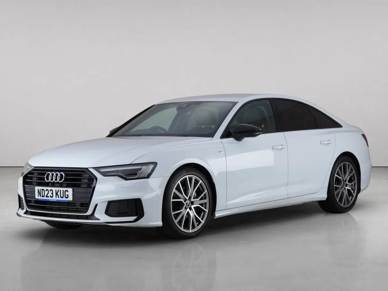 Audi A6 Saloon thumbnail Front Left