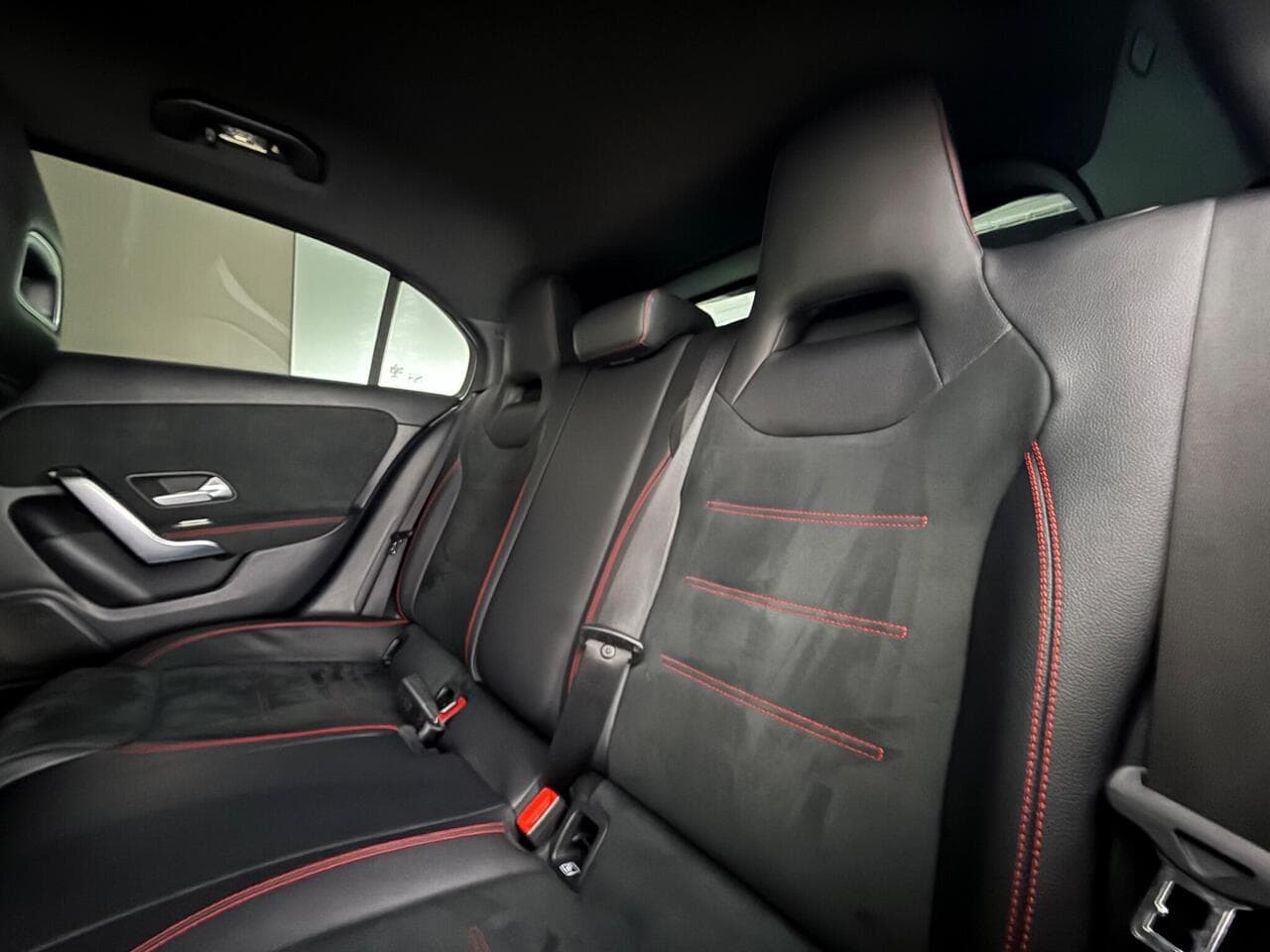 Mercedes-Benz A Class thumbnail Seats Rear