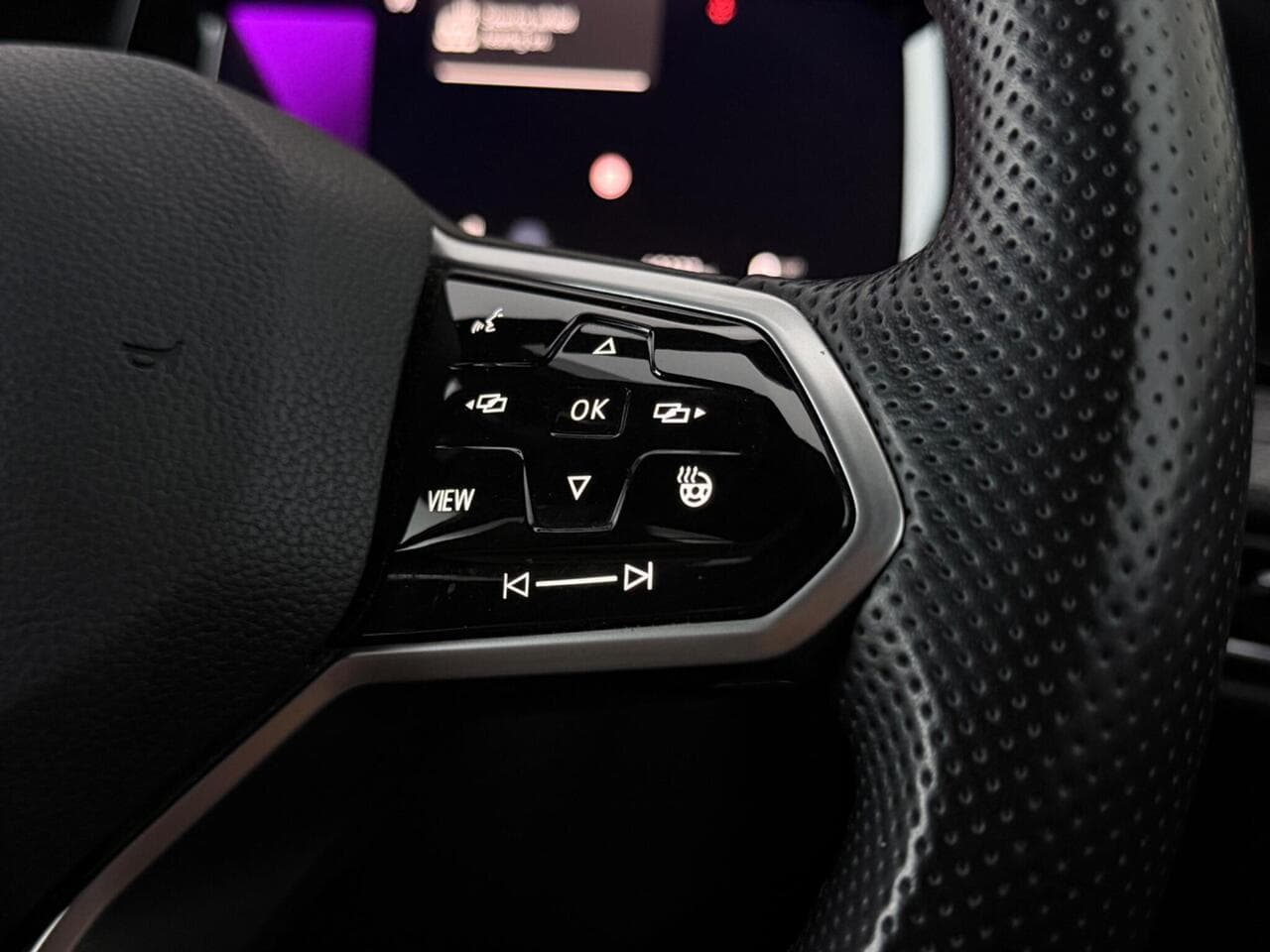 Volkswagen Golf thumbnail Misc Controls