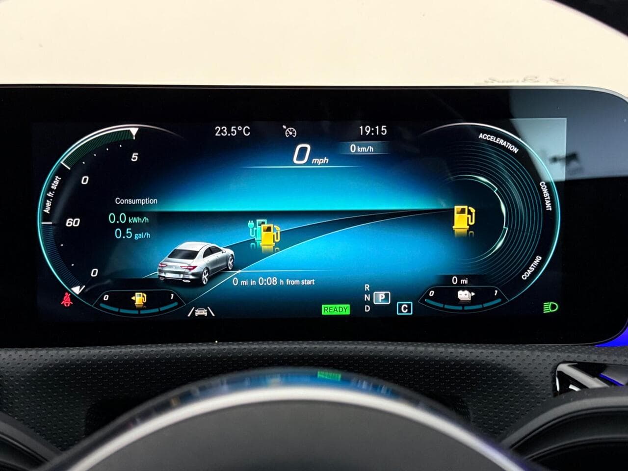 Mercedes-Benz CLA thumbnail Driver Instruments