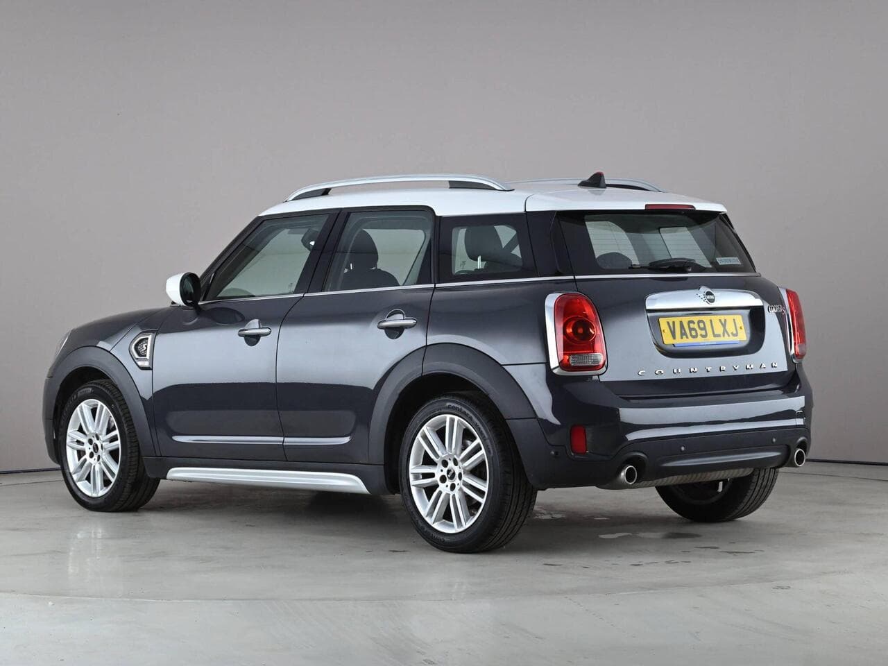 MINI Countryman thumbnail Rear Left