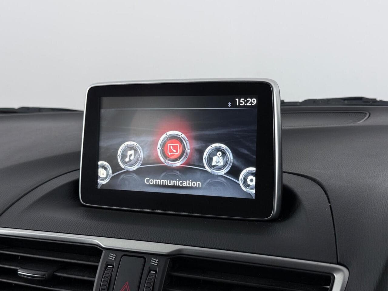 Mazda Mazda3 thumbnail Infotainment System
