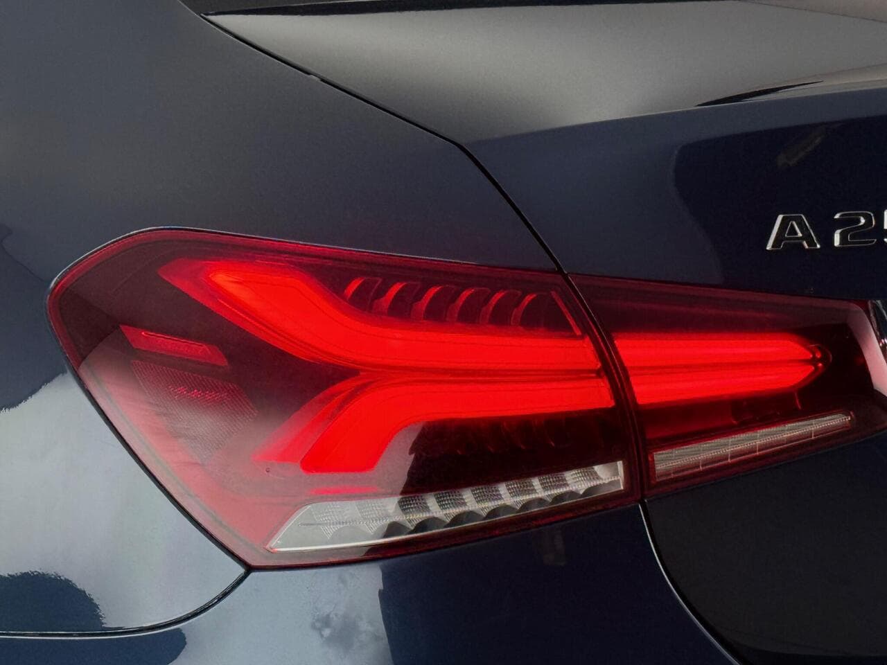 Mercedes-Benz A Class thumbnail Lights Rear