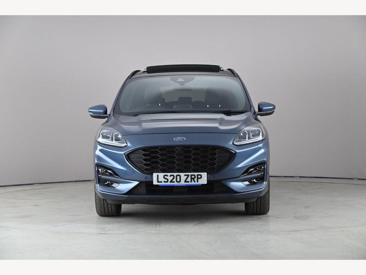 Ford Kuga thumbnail Front