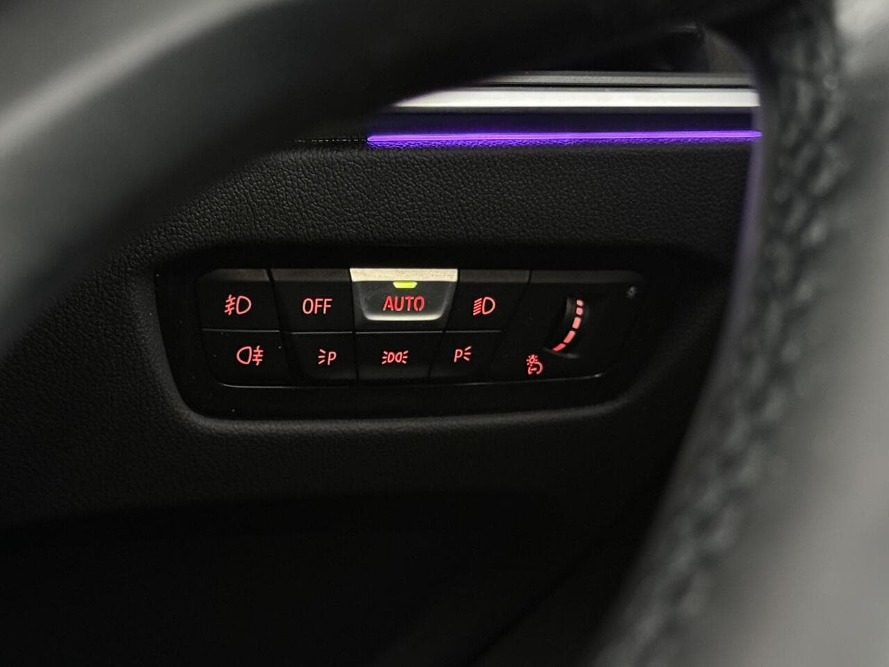 BMW 4 Series thumbnail Misc Controls