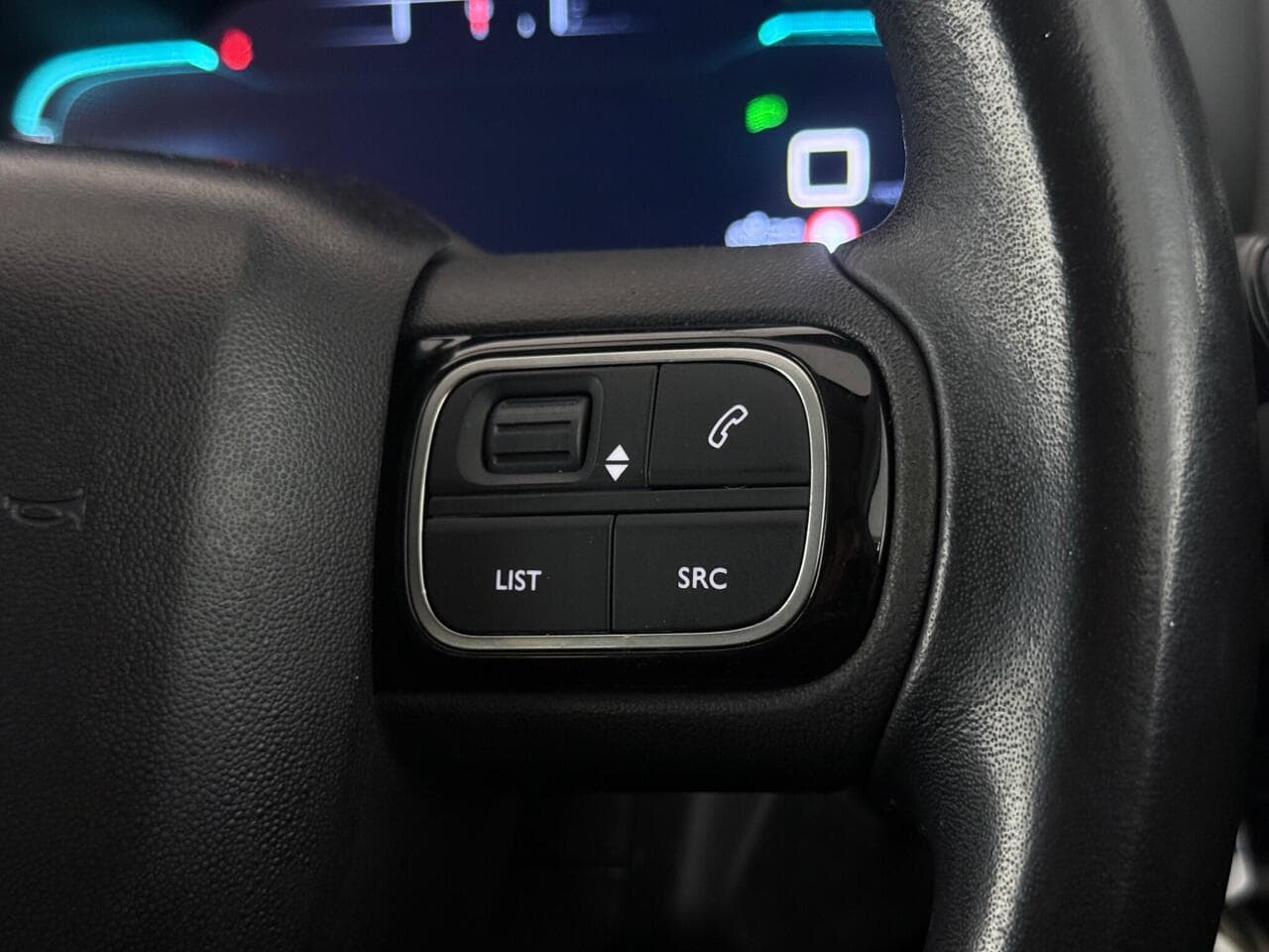 Citroen C5 Aircross thumbnail Misc Controls