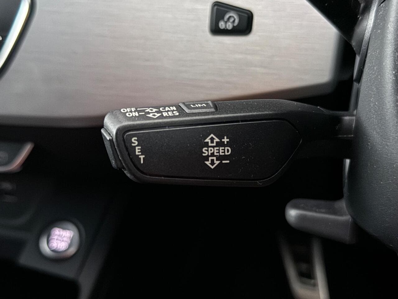 Audi A4 Avant thumbnail Misc Controls